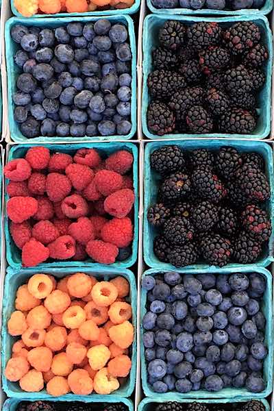 fruit vegetable cognitive decline pints of assorted berries