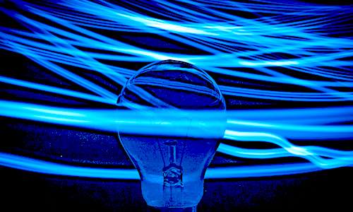 omega-3 brain structure light bulb blue light traces