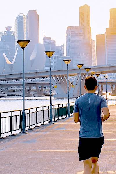 exercise blood compounds brainpower man jogging near city river